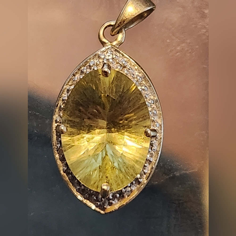 Natural Citrine in 10k gold setting